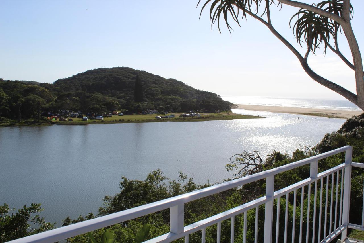 Blue'S Guest House - East London Bonza Bay Екстериор снимка
